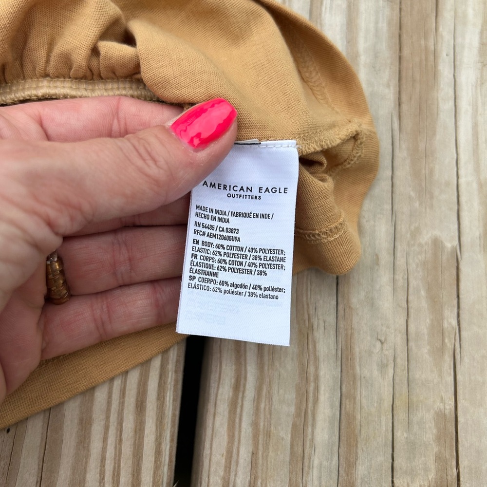 American eagle smocked off the shoulder ruffle top‎ Size Medium New With Tags - Picture 7 of 15